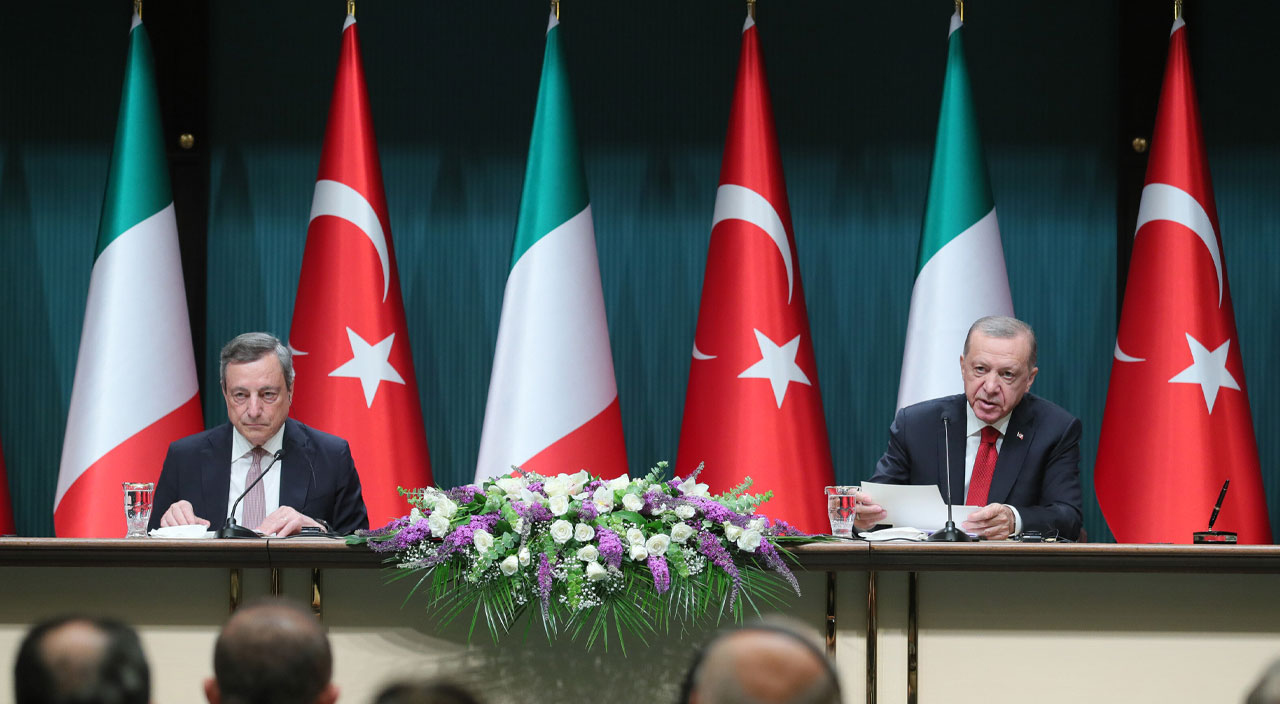 Cumhurbaşkanı Erdoğan'dan İtalya Başbakanına Yunanistan uyarısı