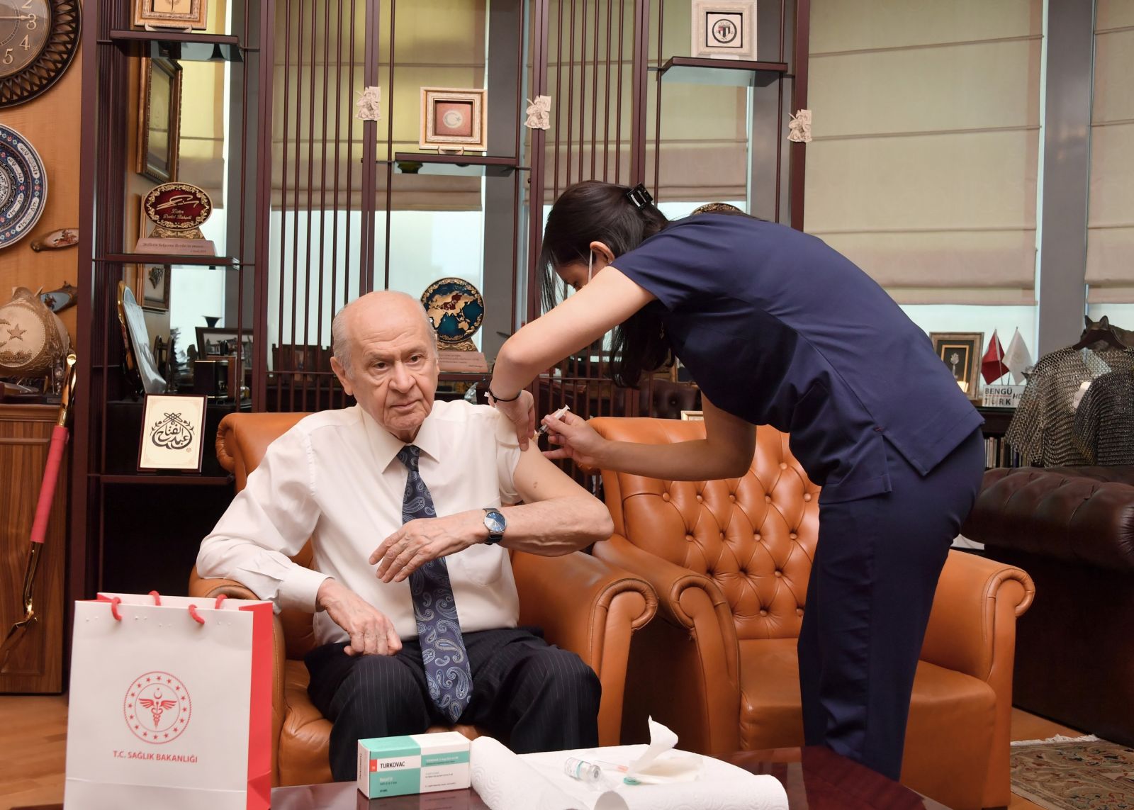 Bahçeli'den aşı daveti: Turkovac aşımızı olalım