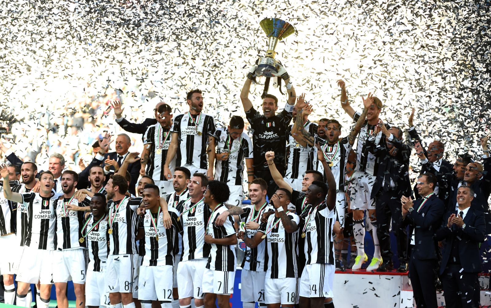 İtalya'da şampiyon bir kez daha Juventus