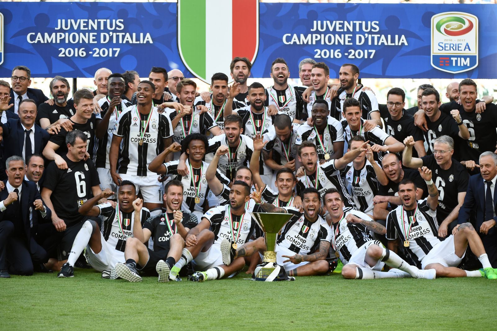 İtalya'da şampiyon bir kez daha Juventus