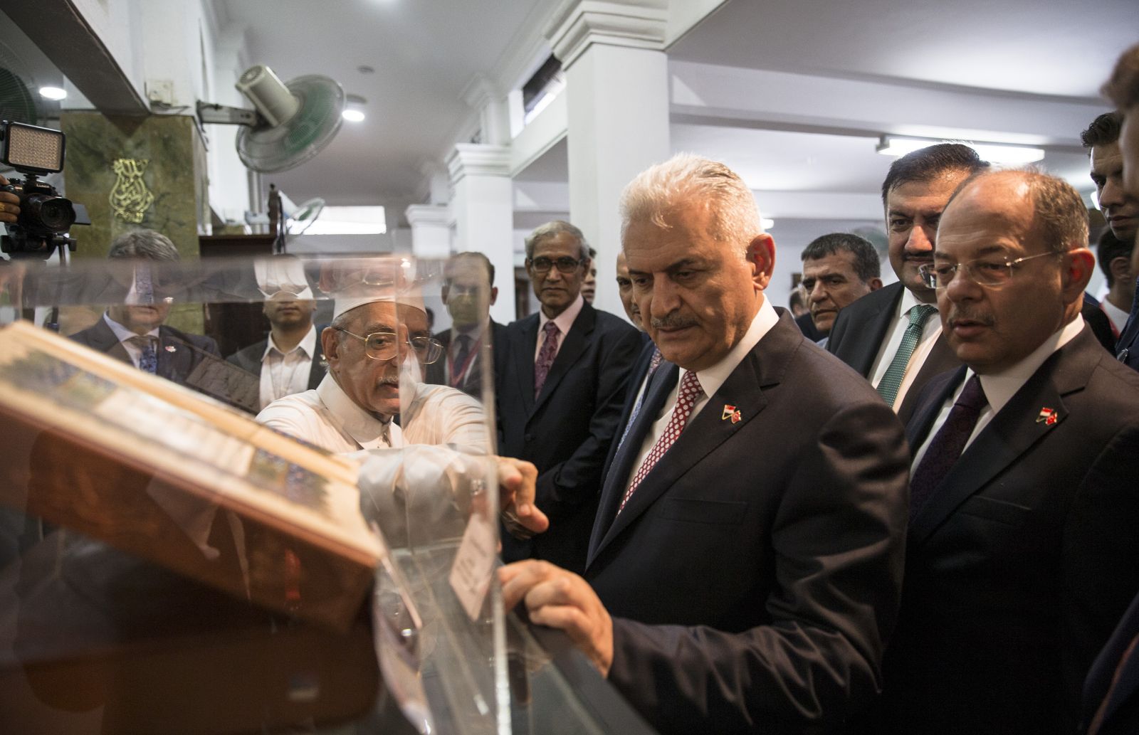 Singapur'da Başbakan Yıldırım'a özel ilgi