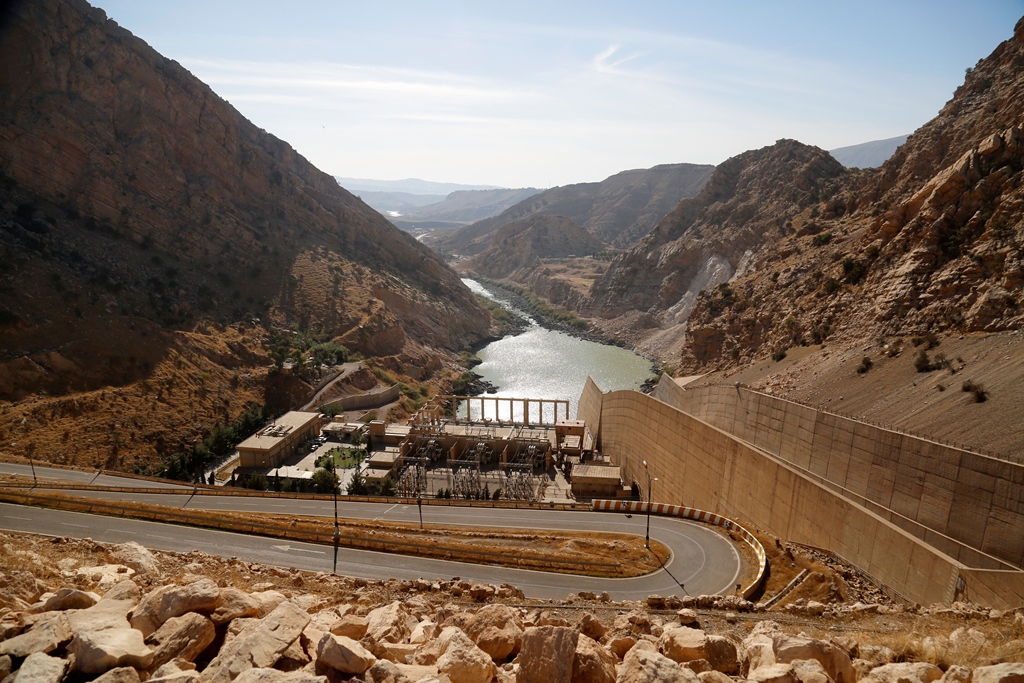 Irak-İran sınırında 7,3'lük deprem: Yüzlerce ölü var