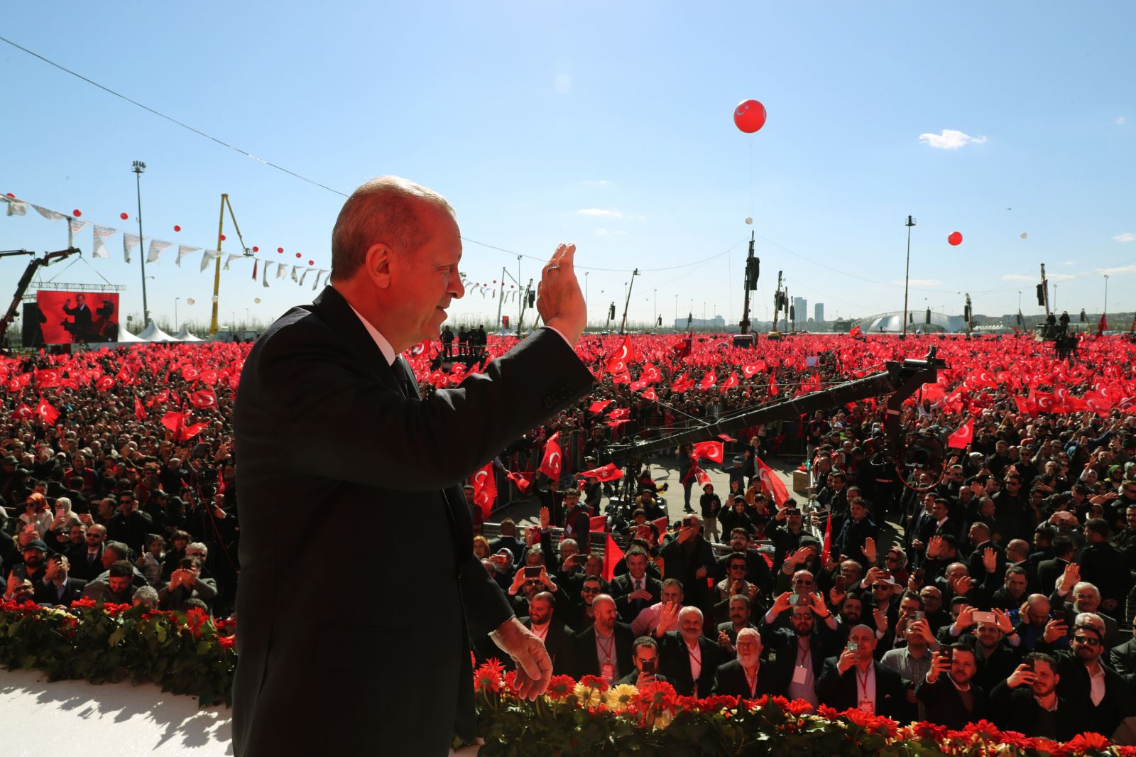 Cumhurbaşkanı Erdoğan: Dövizle oynayanlar bedelini ödeyecek