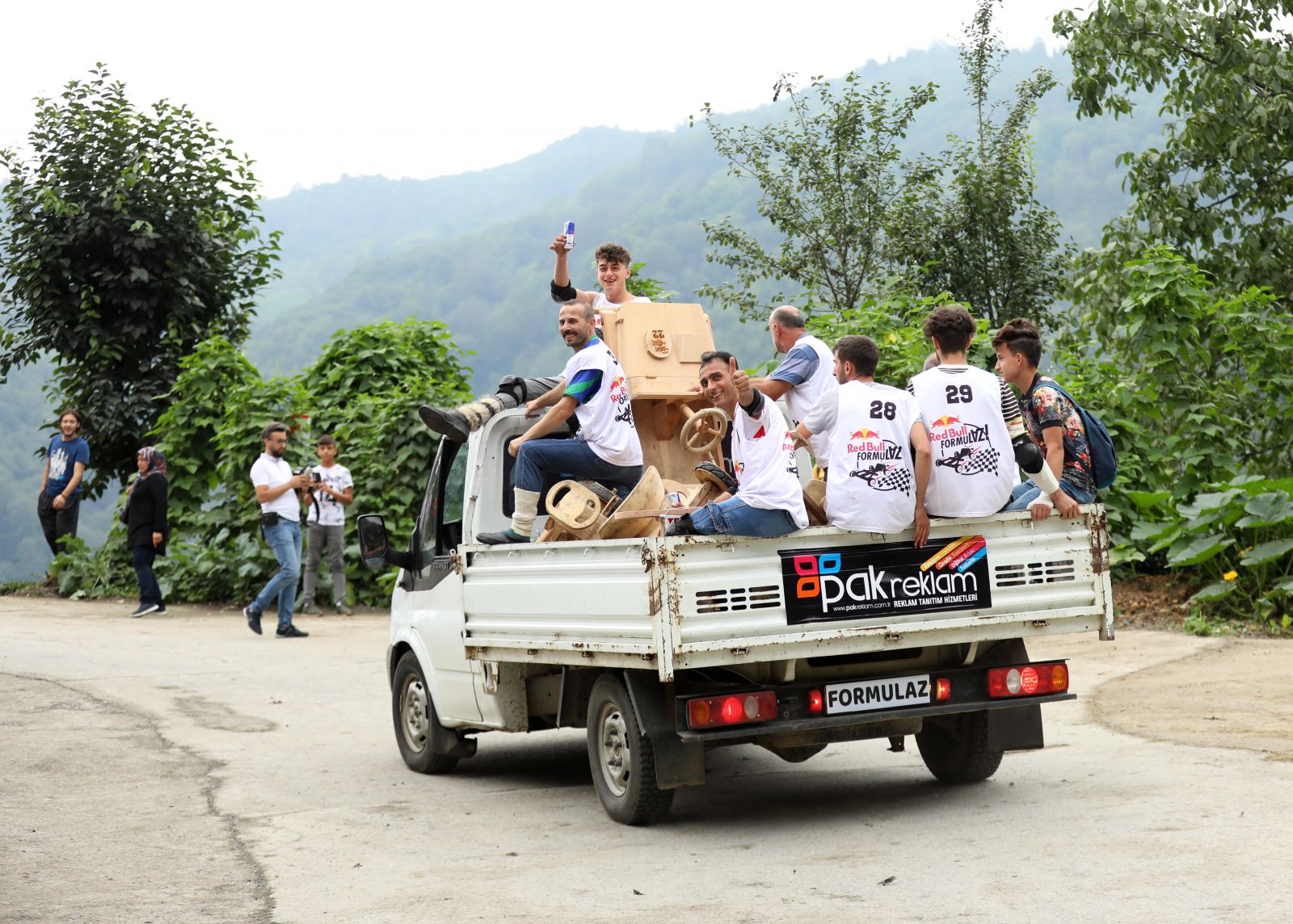 Karadeniz'de 'Formulaz' fırtınası esti