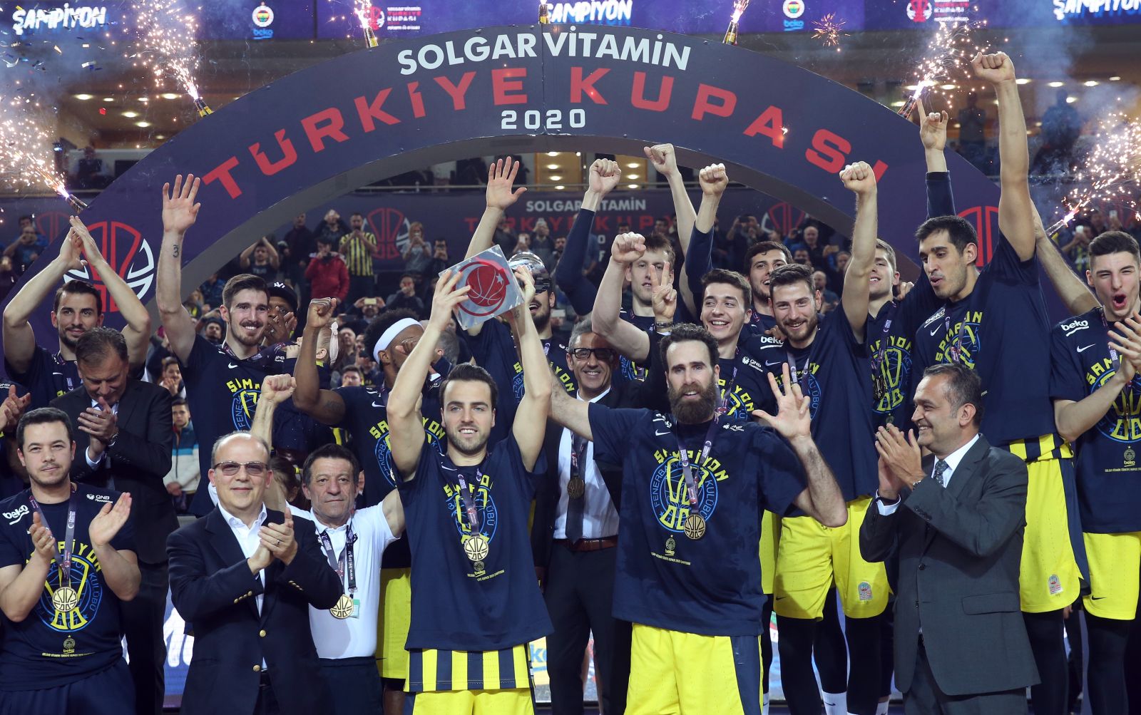 Türkiye Kupası'nın sahibi Fenerbahçe Beko