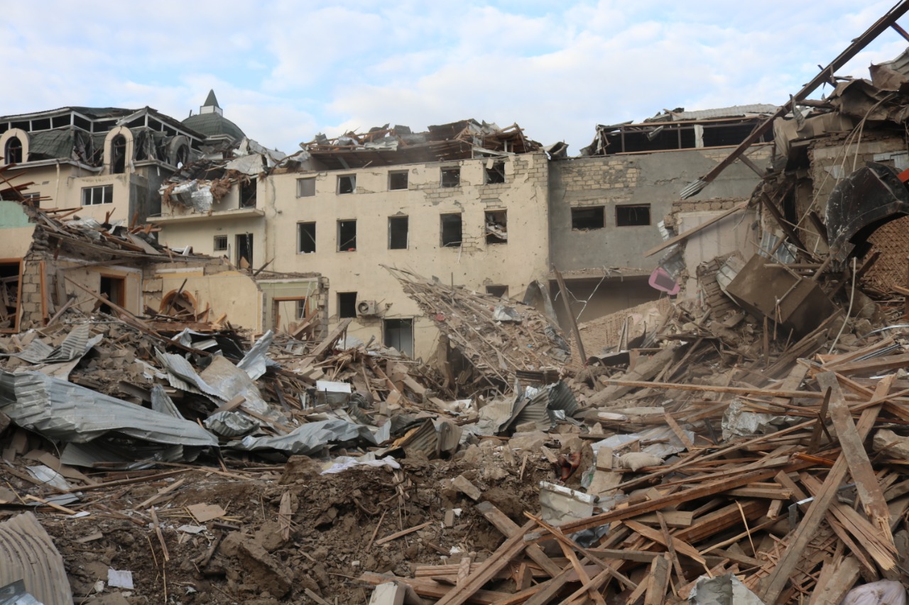 Ermenistan ateşkes dinlemiyor! Yine sivilleri vurdular Ermenistan ateşkes dinlemiyor! Yine sivilleri vurdular