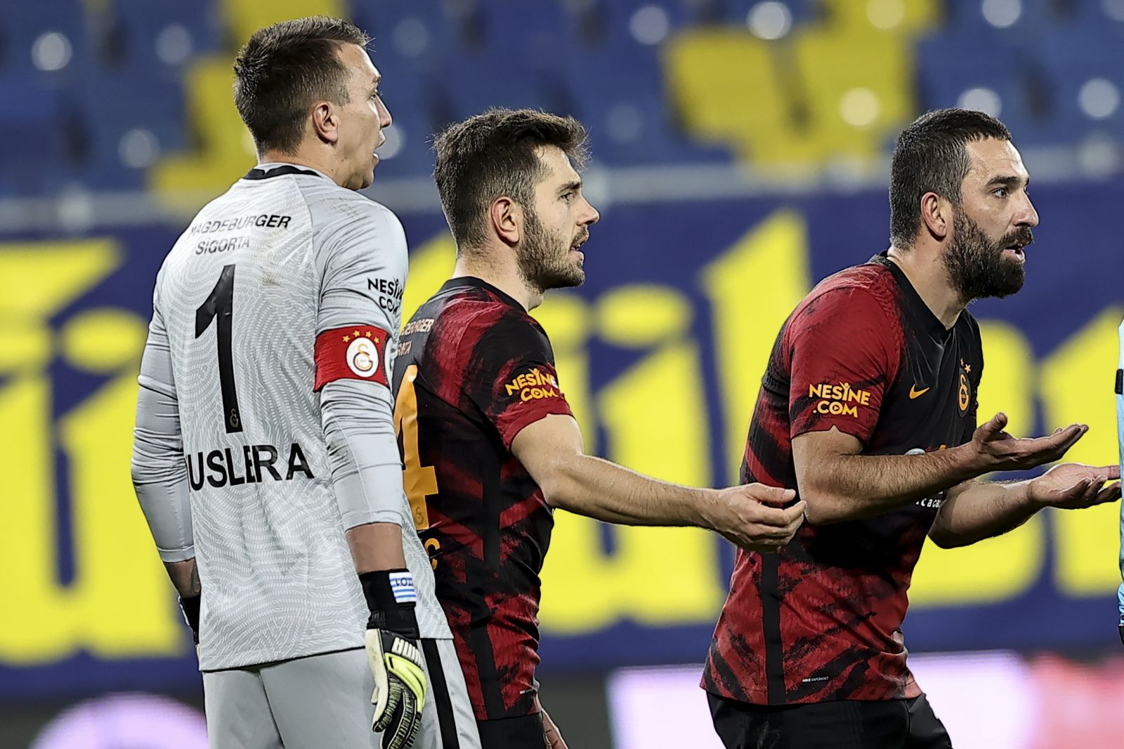 Lider Galatasaray, MKE Ankaragücü deplasmanında 2-1 kaybetti