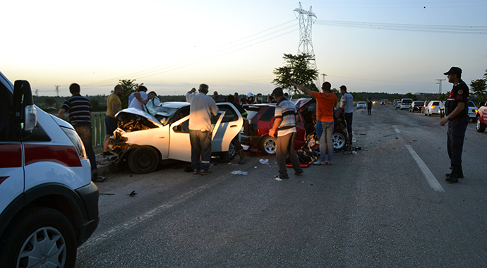 Çanakkale'de feci kaza: Çok sayıda ölü ve yaralı var