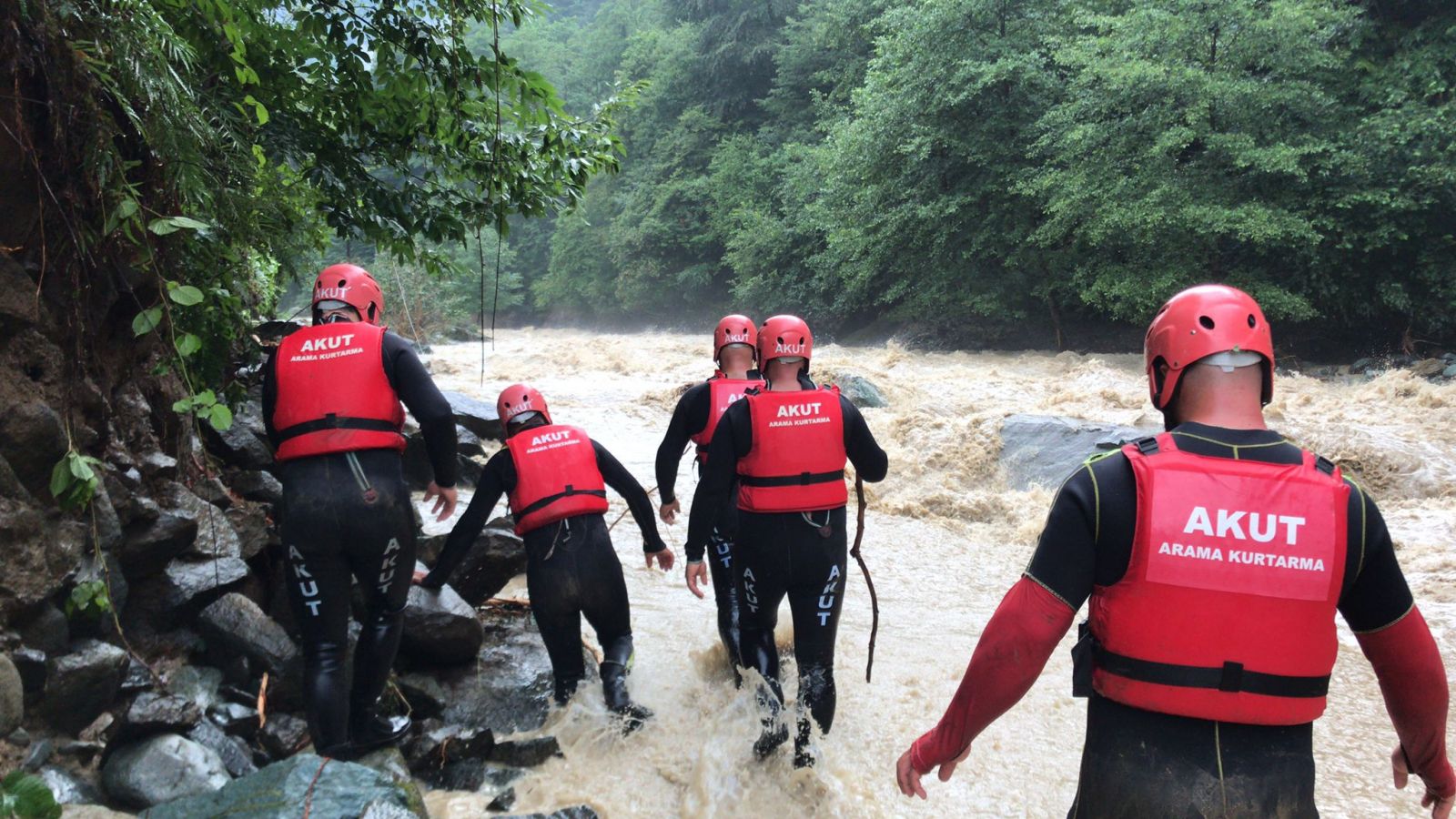 Cumhurbaşkanı Erdoğan: İlk etapta 550 konut inşa edeceğiz