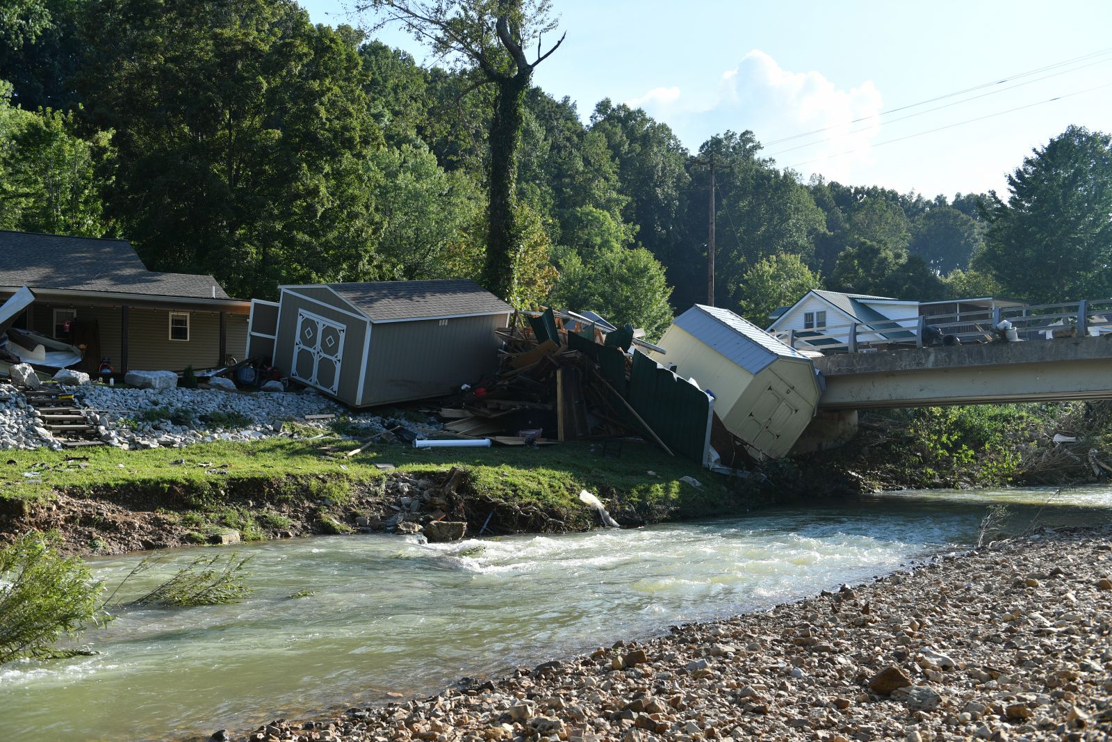 ABD'de kasırga alarmı! 140 bin hane elektriksiz kaldı