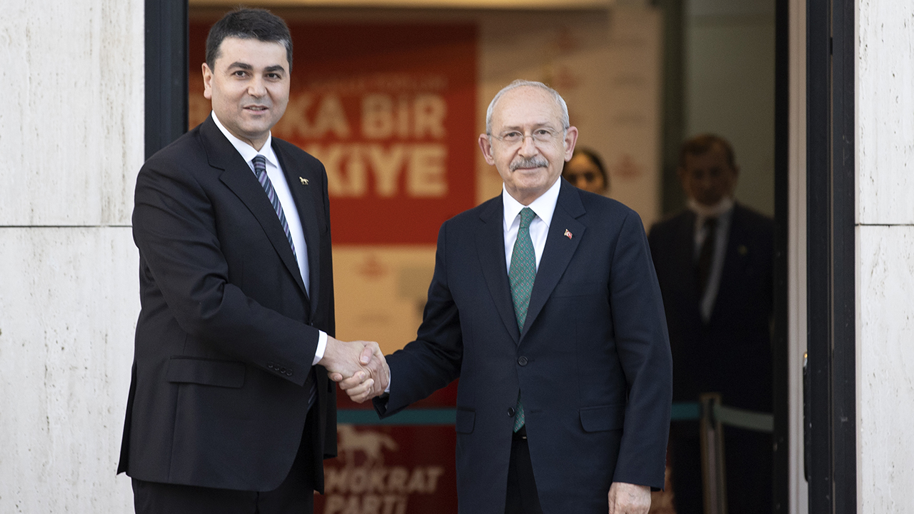 Altı muhalefet partisi üçüncü defa buluştu