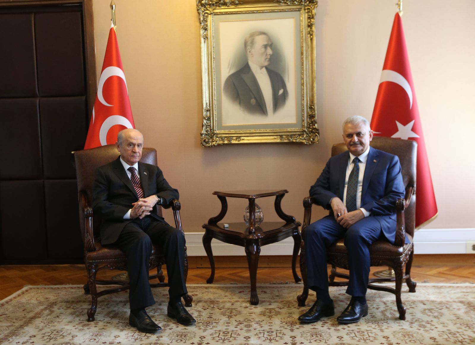 Başbakan Yıldırım, Bahçeli ile bir araya geldi
