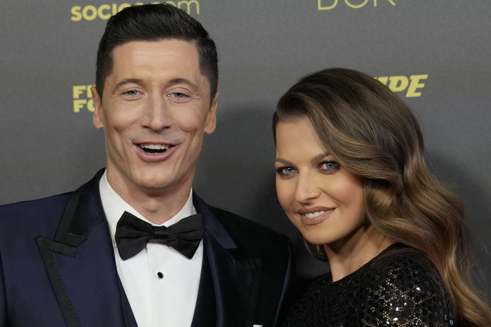 2021 Ballon d'Or ödülünü yine Messi kazandı