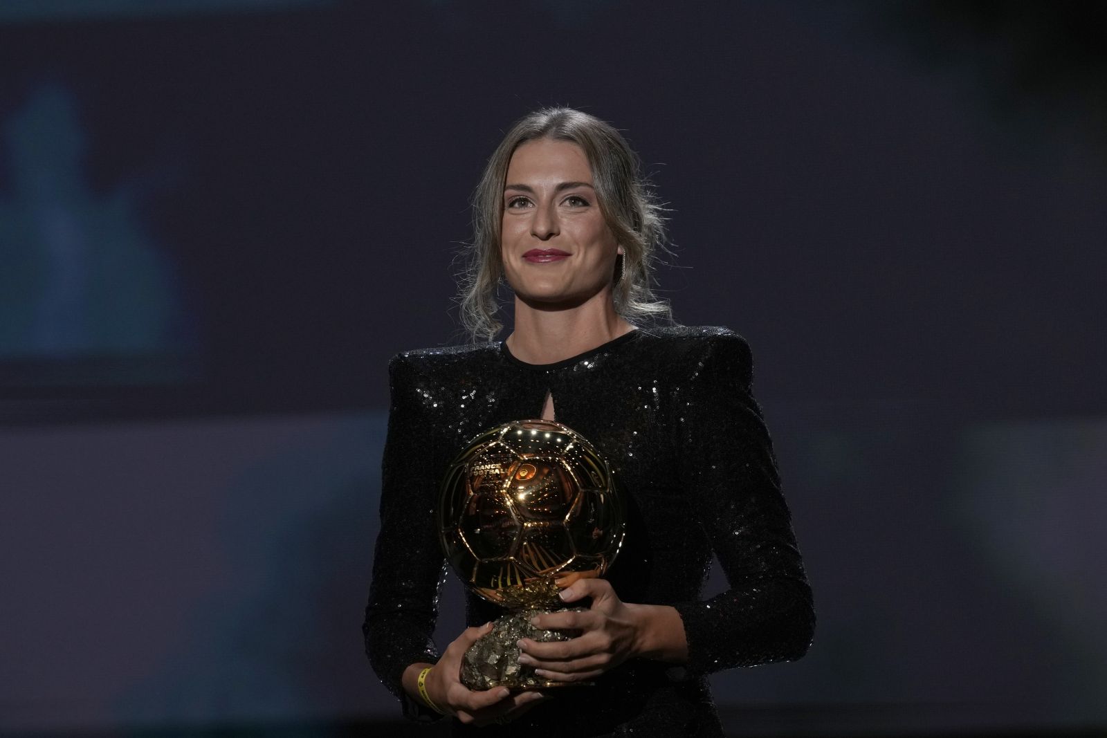 2021 Ballon d'Or ödülünü yine Messi kazandı