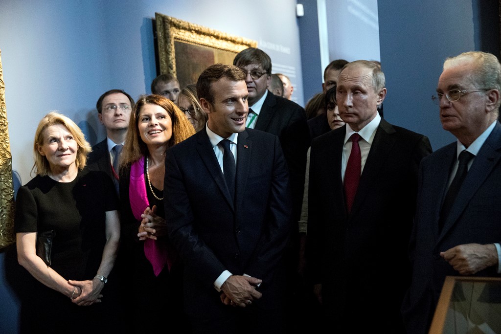 Macron: Rusya ile güçlü bir iş birliği arzu ediyorum