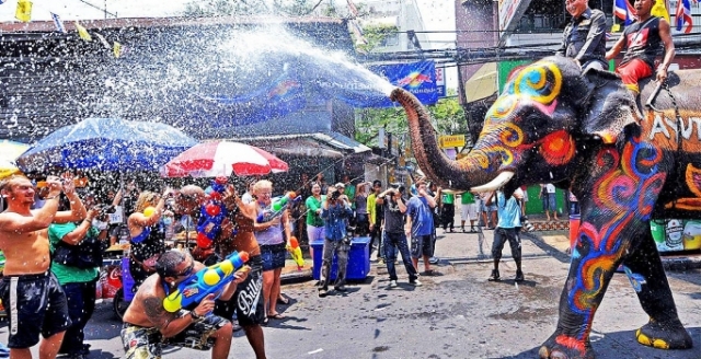 Son 10 yılın en kanlı bayramı! Tayland'da ölü sayısı 397 oldu