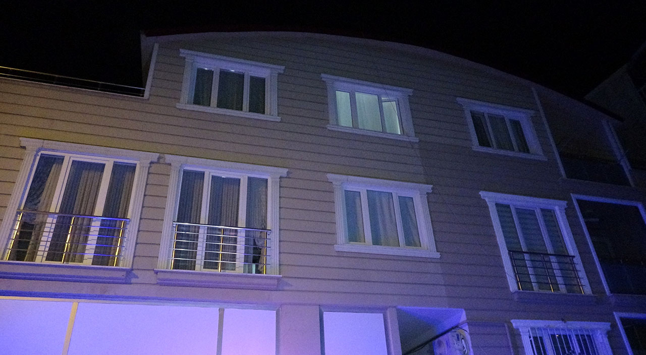 Duyduğu sesler üzerine mutfağa giren kadın dehşeti yaşadı