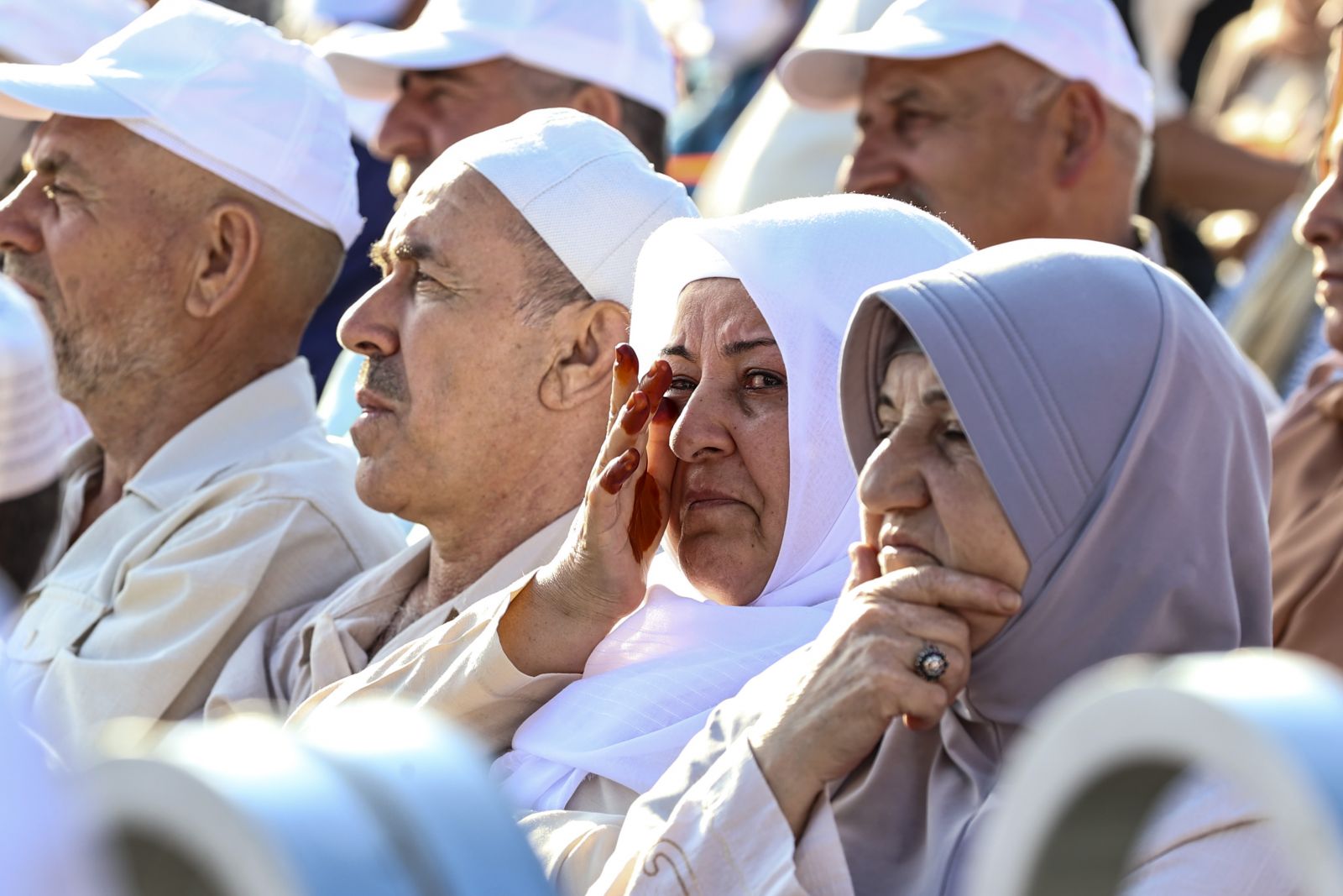 İlk hacı adayları kutsal topraklara uğurlandı