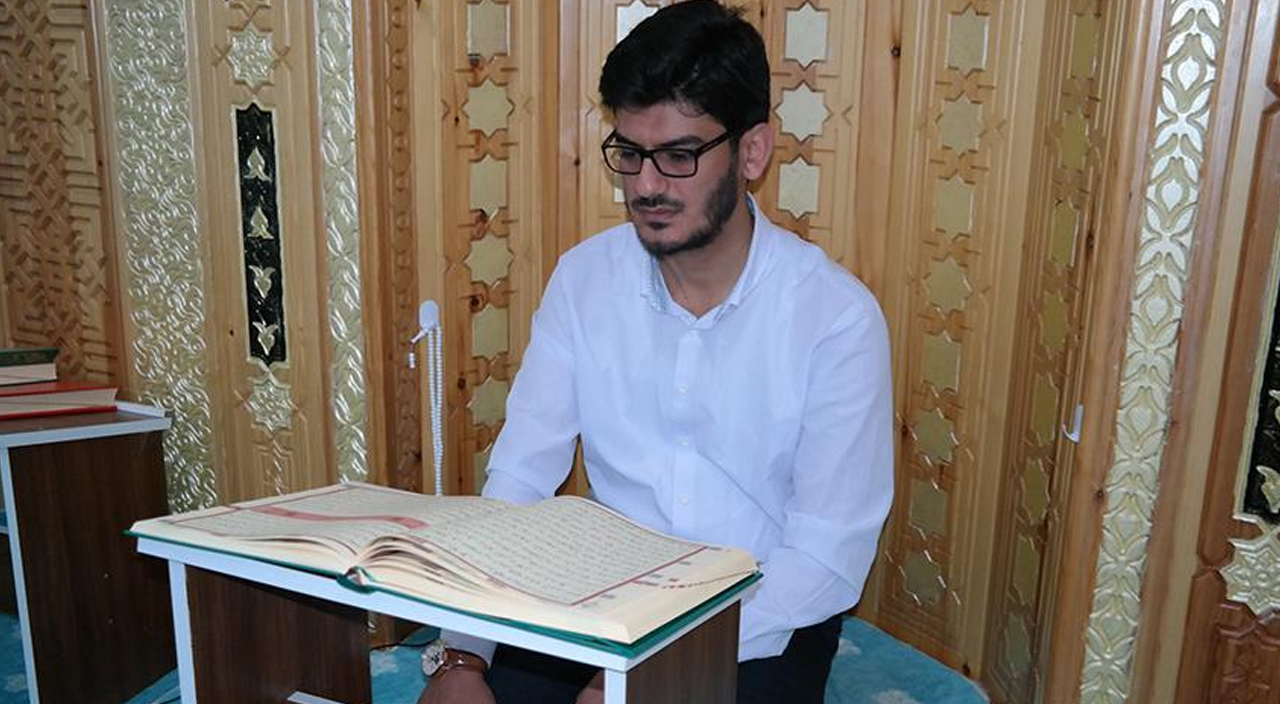 Ezan okuma yarışmasını kazanan Türk imamlara dudak uçuklatan ödül! Ezan okuma yarışmasını kazanan Türk imamlara dudak uçuklatan ödül!