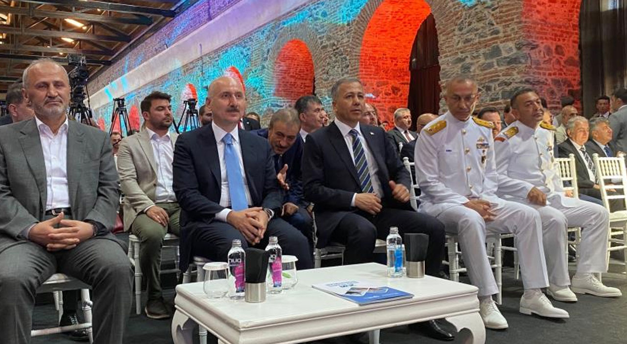 Bakan Karaismailoğlu'ndan Kanal İstanbul açıklaması Bakan Karaismailoğlu'ndan Kanal İstanbul açıklaması