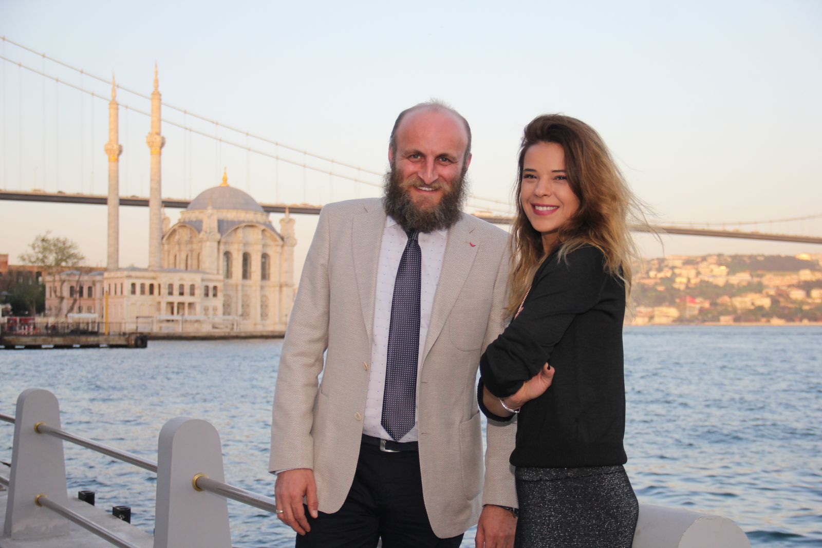 Çetin Altay ve Selen Seyven: Ahlaklı komedi yaptık