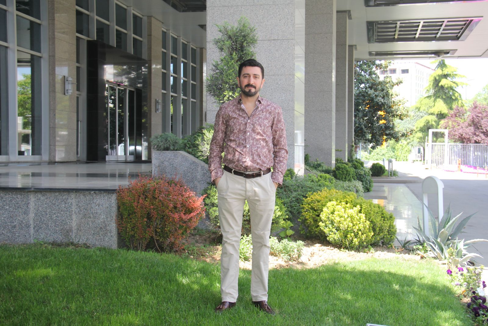 Ferman Toprak: Darbeyi tespih yapıp salladık