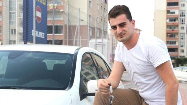 Bin liraya beyaz eşya aldı, 115 bin liralık otomobil kazandı