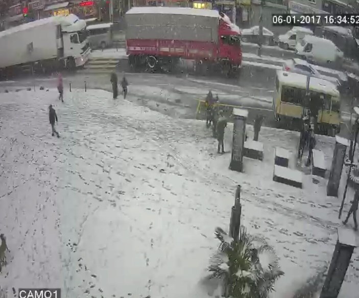 Meteoroloji'den yoğun kar yağışı uyarısı (İstanbul'da kar yağışı başladı)
