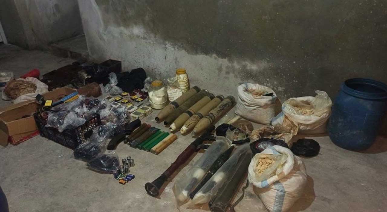 Son dakika haberi.. MİT'ten Suriye'nin kuzeyinde DEAŞ operasyonu! 1'i ölü, 19 terörist ele geçirildi Son dakika haberi.. MİT'ten Suriye'nin kuzeyinde DEAŞ operasyonu! 1'i ölü, 19 terörist ele geçirildi