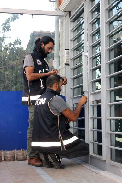 FETÖ'cüler kaçmak için 