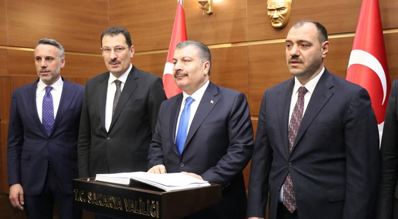 Bakan Koca'dan maske zorunluluğu açıklaması