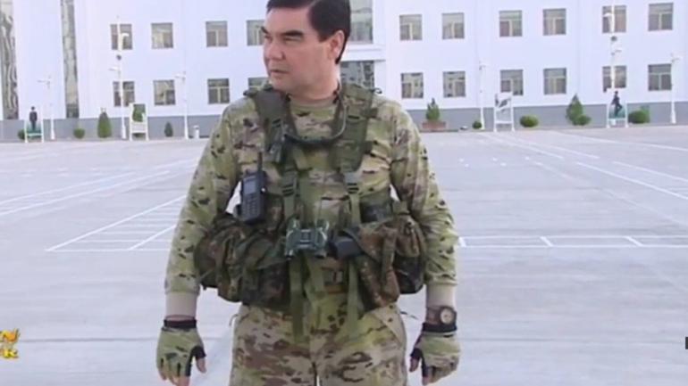 Türkmenistan cumhurbaşkanı tatbikata katıldı