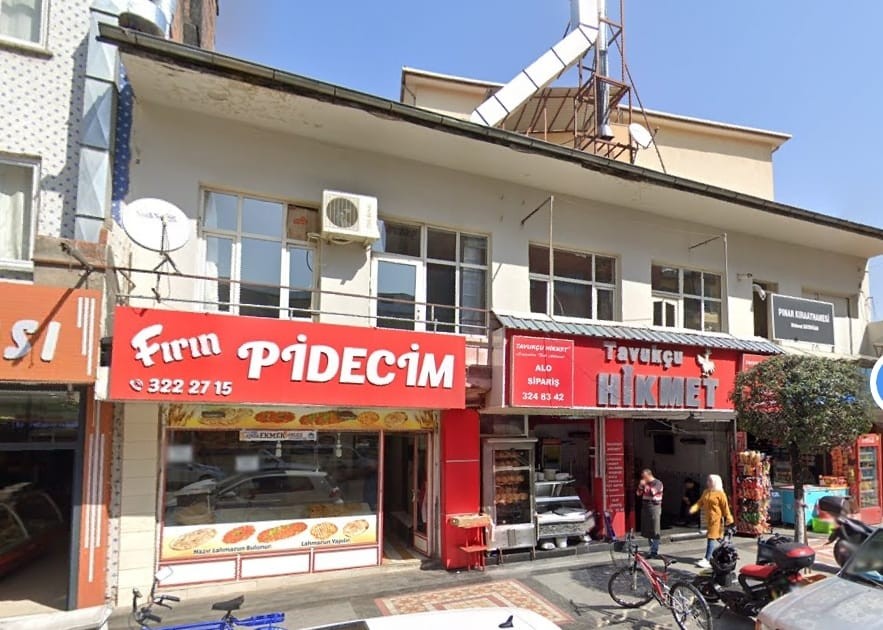 Malatya'da bina çöktü: 13 kişi kurtarıldı