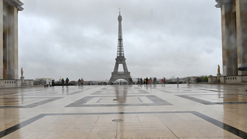 Fransa'da olağanüstü önlemler! Paris'te cumartesi günü hayat duracak