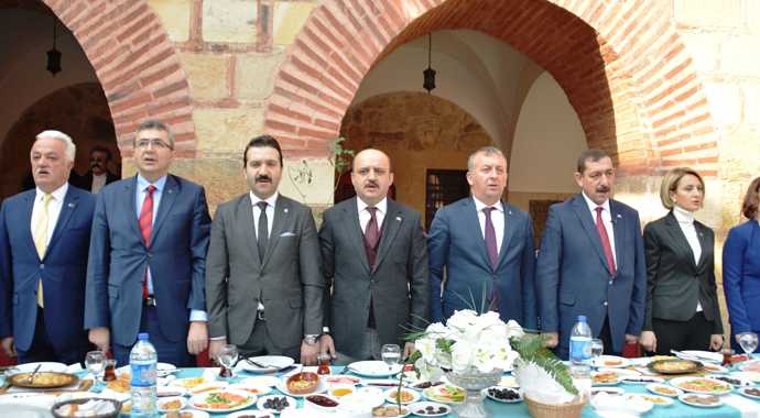 MHP, Belediye Meclis Üyelerini tanıttı