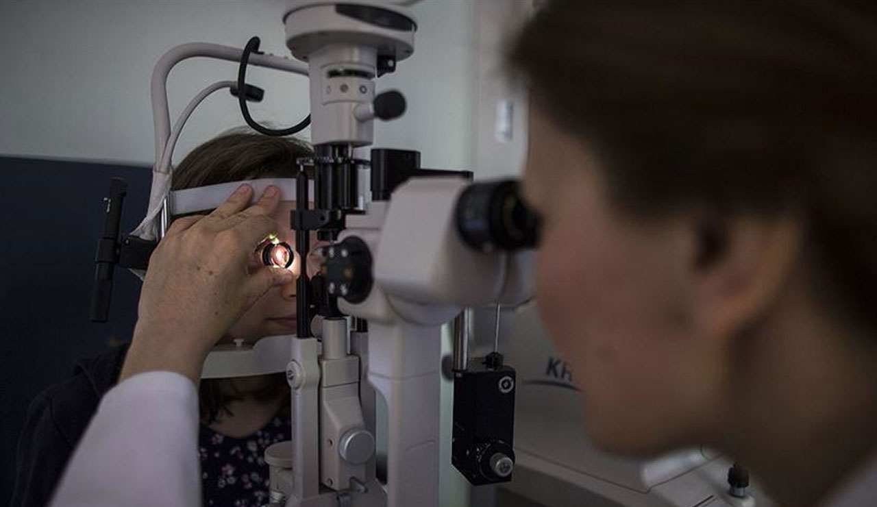 Uzmanlar uyarıyor: Doğumdan itibaren göz muayenesi şart