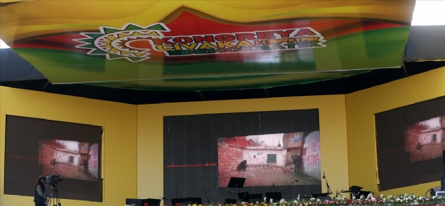 Nevruz'daki skandal görüntülerin faturası kesildi! Diyarbakır'da 8 gözaltı Nevruz'daki skandal görüntülerin faturası kesildi! Diyarbakır'da 8 gözaltı