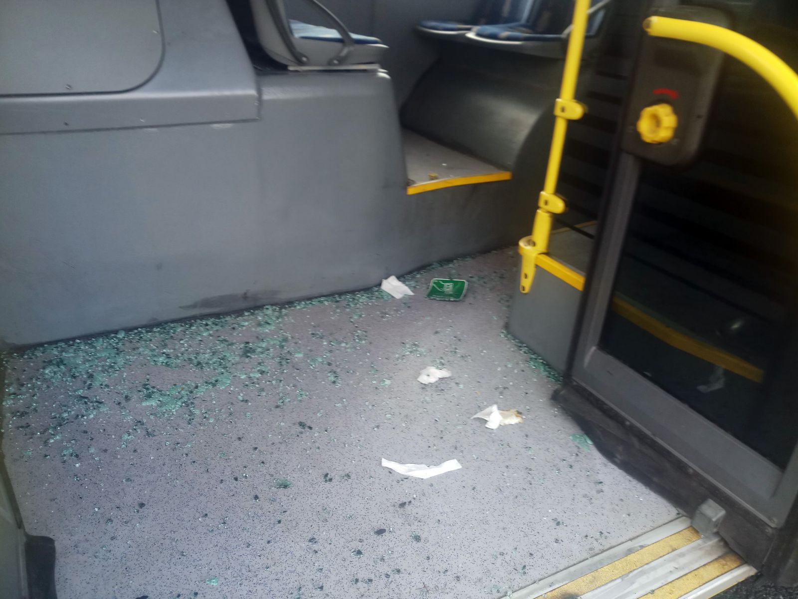 Halıcıoğlu'nda metrobüsler çarpıştı: 13 yaralı