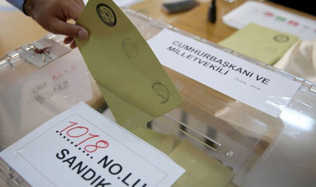 Seçimde nasıl oy kullanılır? Oy kullanırken dikkat edilmesi gerekenler (31 Mart 2019 yerel seçimler) Seçimde nasıl oy kullanılır? Oy kullanırken dikkat edilmesi gerekenler (31 Mart 2019 yerel seçimler)