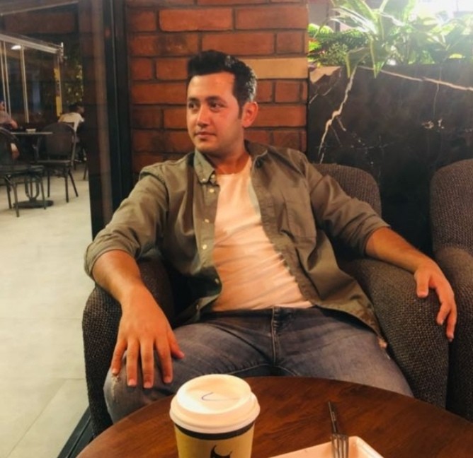 Tartıştığı polisi silahla vuran genç kız daha sonra intihara kalkıştı