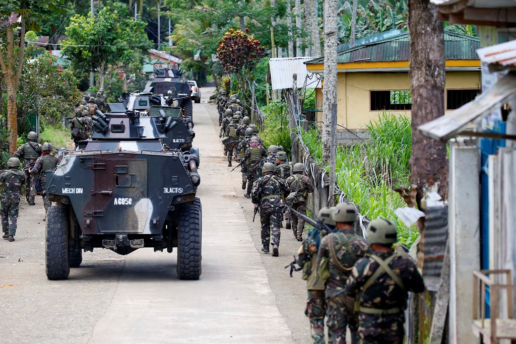 Marawi'nin yüzde 90'ı kontrol altında! 100'den fazla terörist öldürüldü