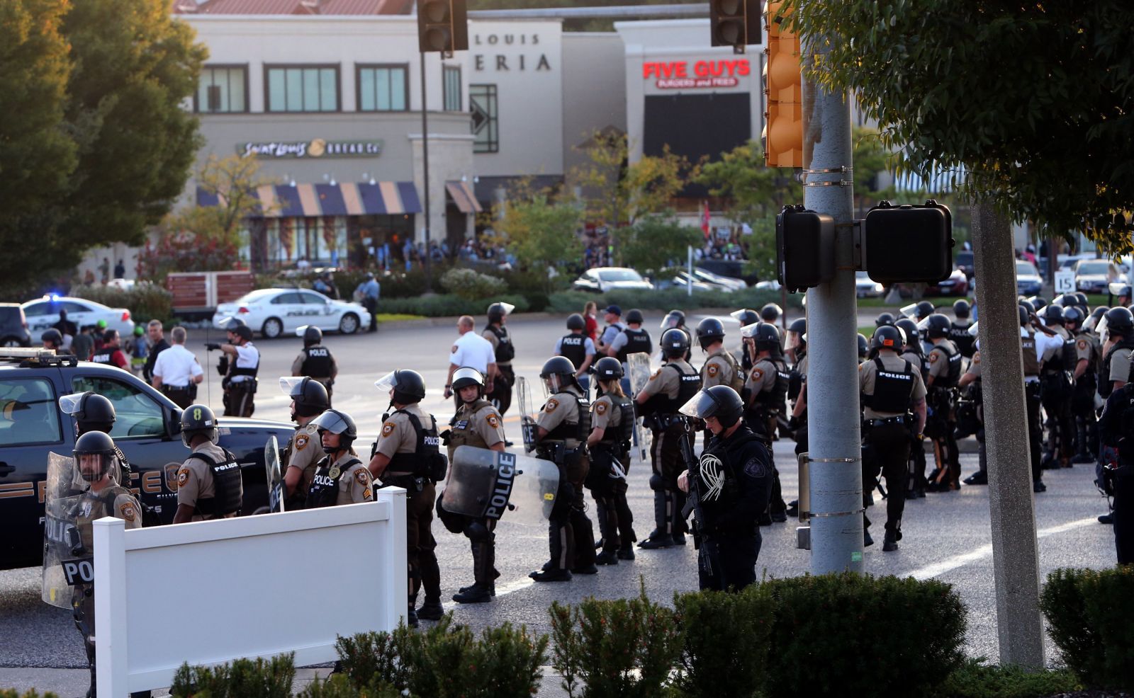 ABD'de siyahilerin gösterileri sürüyor