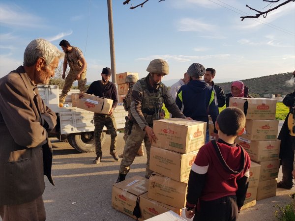 TSK'dan Afrin'e insani yardım