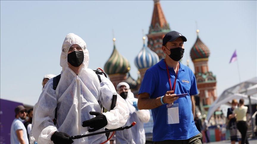 Rusya'da Covid'den ölümlerde yeni rekor! Son 24 saatte 887 kişi öldü