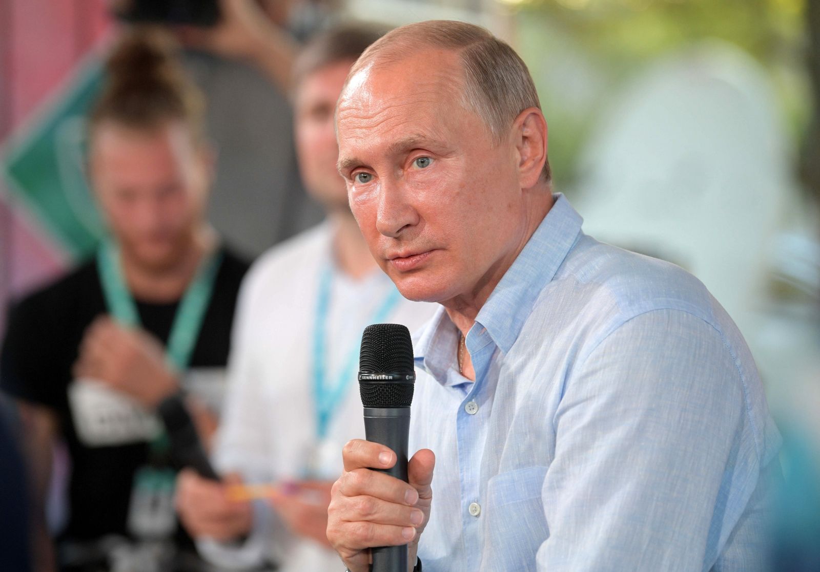 Putin'den kıyafet açıklaması