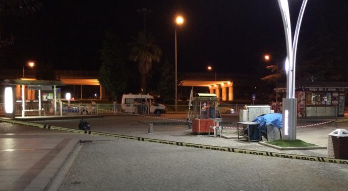 Birbirinin aynısı iki valiz polisi alarma geçirdi