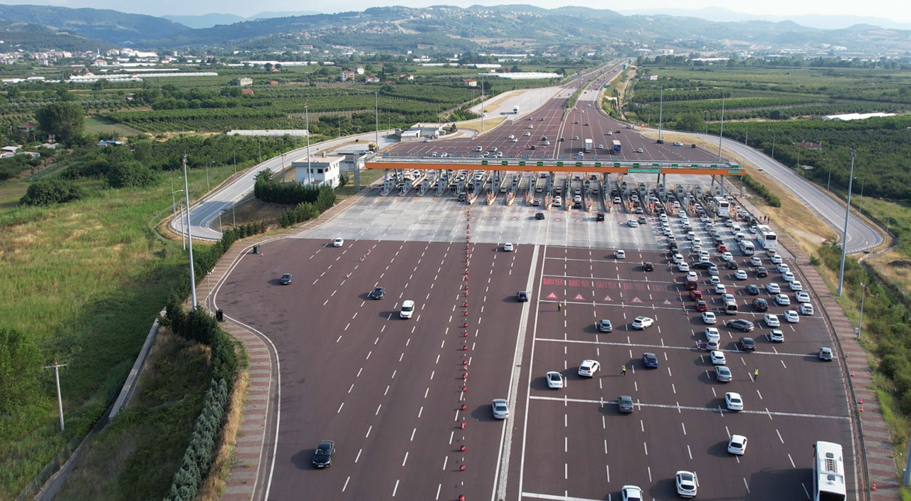 Bakan Karaismailoğlu açıkladı: Osmangazi Köprüsü'nde araç geçiş rekoru