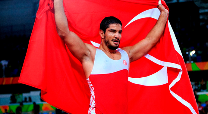 Survivor Sadin Bakır Kimdir? (Survivor Sadin Kaç Yaşında,Nereli?)