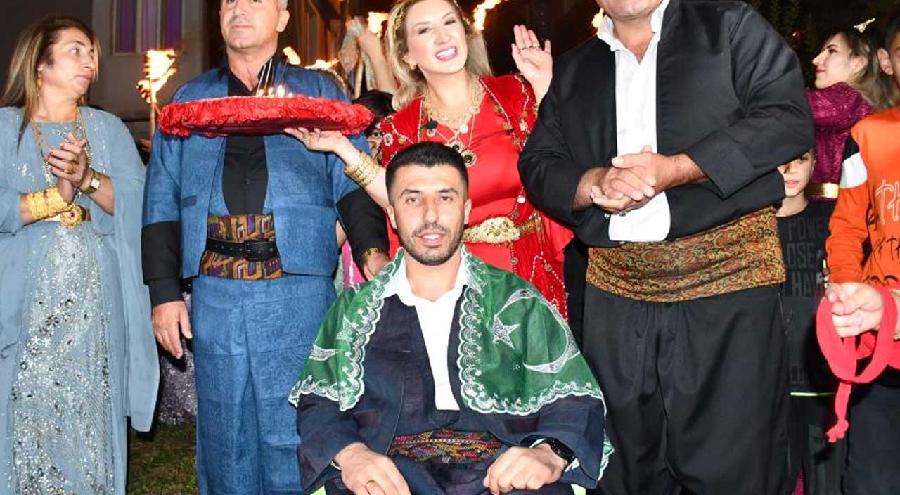 5 bin kişinin katıldığı düğüne rekor masraf! Takılan takılar ise dudak uçuklattı