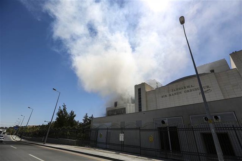 Jandarma Genel Komutanlığı'nda yangın